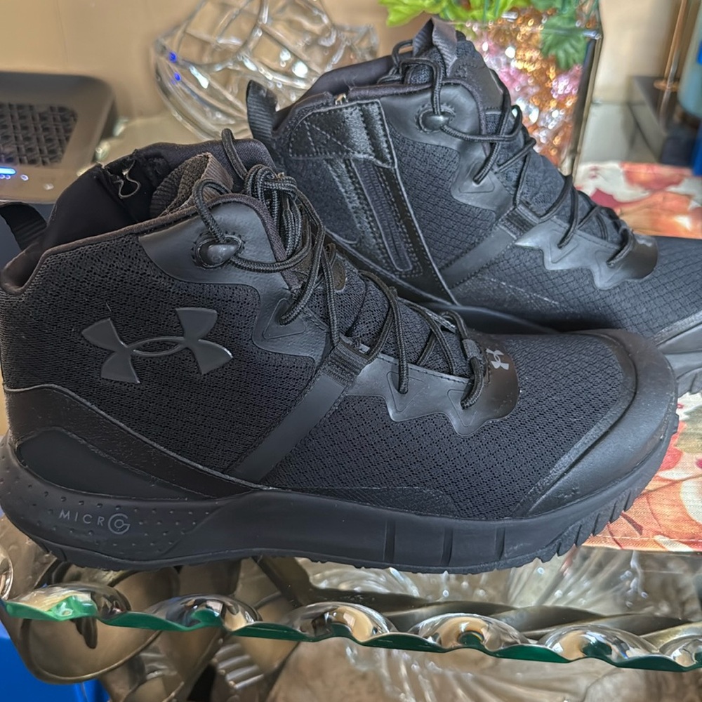 Under Armour Valsetz Micro G 11.5M